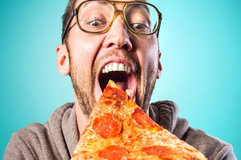 180130 eating pizza breakfast feature