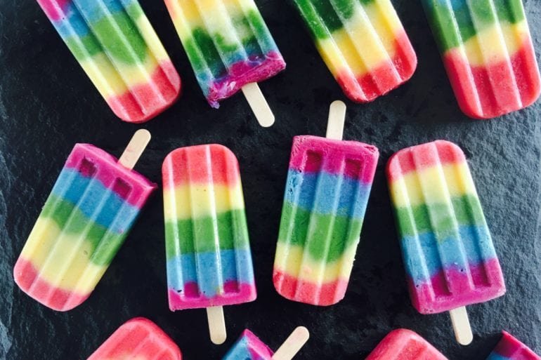 YfSeZwzhTxzY9x2AfY3F Rainbow Popsicle Still 01
