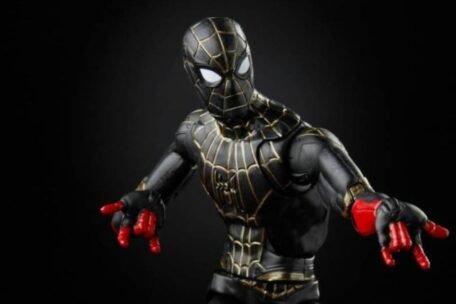 spider man suit black and gold